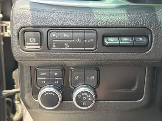 GMC Yukon 2021 4x4 Denali 4dr SUV