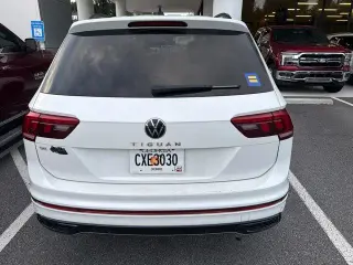 Volkswagen Tiguan 2023 SE R-Line Black 4dr SUV
