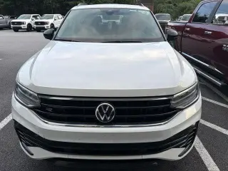 Volkswagen Tiguan 2023 SE R-Line Black 4dr SUV