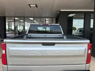 Chevrolet Silverado 1500 2024 4x2 Custom 4dr Crew Cab 5.8 ft. SB