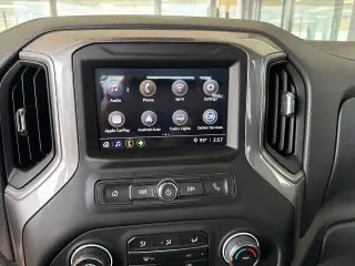 Chevrolet Silverado 1500 2024 4x2 Custom 4dr Crew Cab 5.8 ft. SB