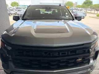 Chevrolet Silverado 1500 2024 4x2 Custom 4dr Crew Cab 5.8 ft. SB