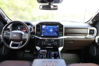 Ford F-150 2021 4x4 King Ranch 4dr SuperCrew 5.5 ft. SB
