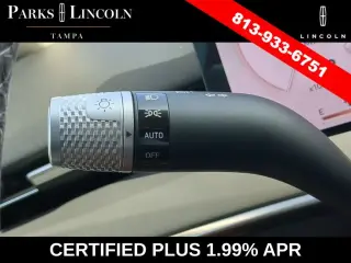 Genesis GV70 2026 AWD 2.5T Standard SUV de 4 puertas