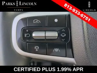 Genesis GV70 2026 AWD 2.5T Standard SUV de 4 puertas