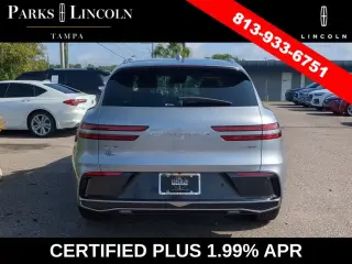 Genesis GV70 2026 AWD 2.5T Standard SUV de 4 puertas