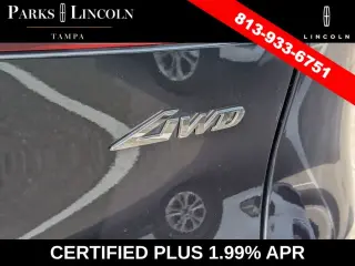 Genesis GV70 2026 AWD 2.5T Standard SUV de 4 puertas