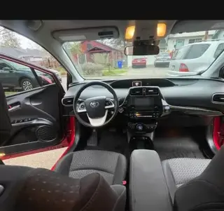 Toyota Prius 2017