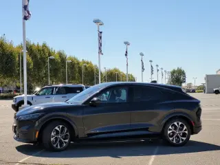 Ford Mustang Mach-E 2021 AWD Premium 4dr SUV