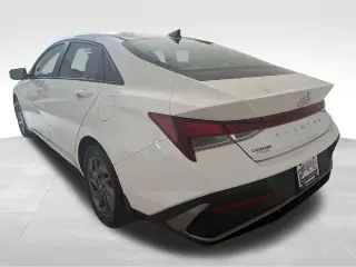 Hyundai ELANTRA 2024 SEL 4dr Sedan