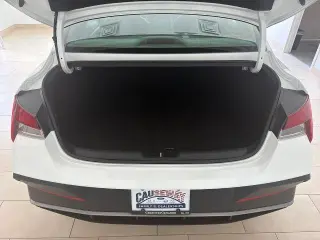 Hyundai ELANTRA 2024 SEL 4dr Sedan