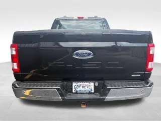 Ford F-150 2023 4x4 XL 4dr SuperCrew 5.5 ft. SB