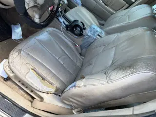 Toyota Avalon 2004 XL 4dr Sedan