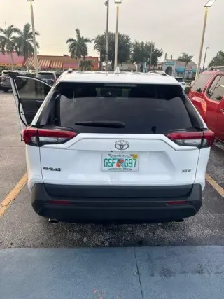 Toyota RAV4 2024 XLE 4dr SUV