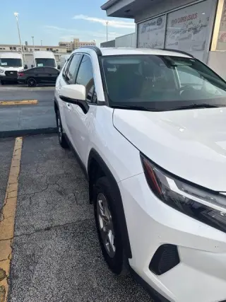 Toyota RAV4 2024 XLE 4dr SUV