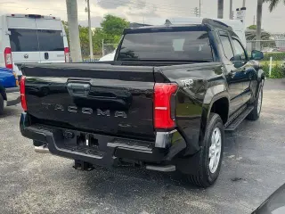 Toyota Tacoma 2024 4x2 TRD Sport 4dr Double Cab 5.0 ft SB