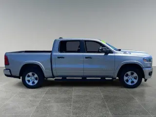 Ram 1500 2025 4x4 Big Horn 4dr Crew Cab 5.6 ft. SB Pickup