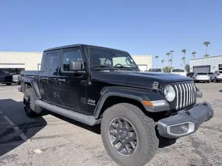 Jeep Gladiator 2020 4x4 Overland 4dr Crew Cab 5.0 ft. SB