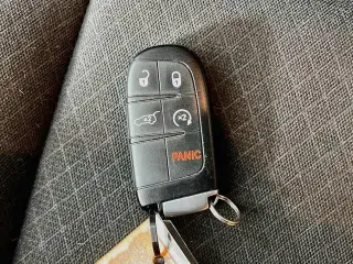 Jeep Grand Cherokee 2021 4x4 Laredo E 4dr SUV