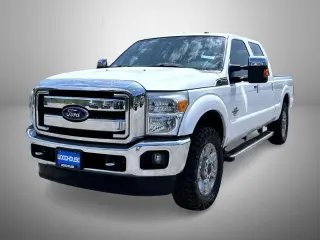Ford F-250 Super Duty 2015 4x4 Lariat 4dr Crew Cab 6.8 ft. SB Pickup