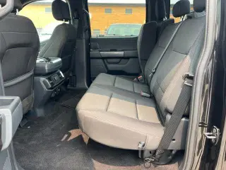 Ford F-150 2023 4x4 XLT 4dr SuperCrew 5.5 ft. SB