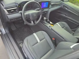 Toyota Camry 2025 SE 4dr Sedan