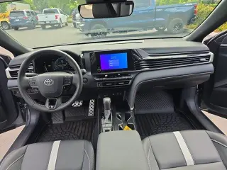 Toyota Camry 2025 SE 4dr Sedan