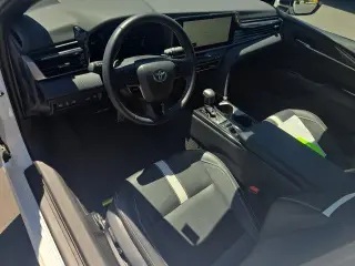 Toyota Camry 2026 SE 4dr Sedan