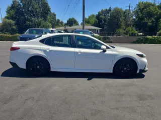 Toyota Camry 2026 SE 4dr Sedan