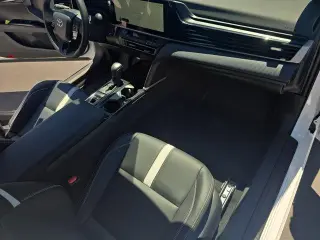 Toyota Camry 2026 SE 4dr Sedan
