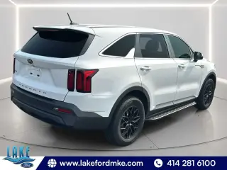 Kia Sorento 2021 AWD LX 4dr SUV