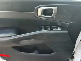 Kia Sorento 2021 AWD LX 4dr SUV