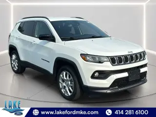 Jeep Compass 2024 4x4 Latitude Lux 4dr SUV