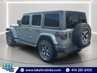 Jeep Wrangler Unlimited 2018 4x4 Sahara 4dr SUV (midyear release)