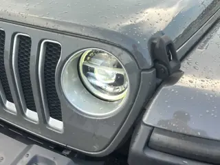 Jeep Wrangler Unlimited 2018 4x4 Sahara 4dr SUV (midyear release)