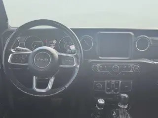 Jeep Wrangler Unlimited 2018 4x4 Sahara 4dr SUV (midyear release)