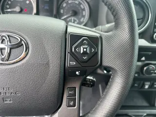Toyota Tacoma 2021 4x4 TRD Off-Road 4dr Double Cab 6.1 ft LB