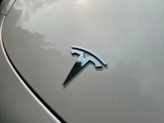 Tesla Model 3 2020 AWD Standard Range 4dr Fastback