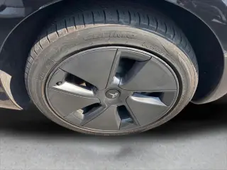 Tesla Model 3 2021 Standard Range Plus 4dr Sedan