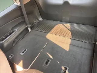 Honda Pilot 2021 Touring 4dr SUV w/Rear Captain's Chairs