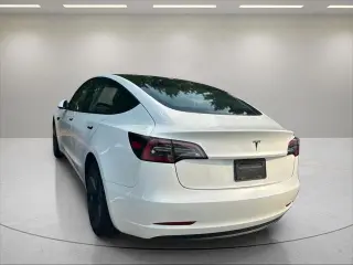 Tesla Model 3 2023 4dr Sedan