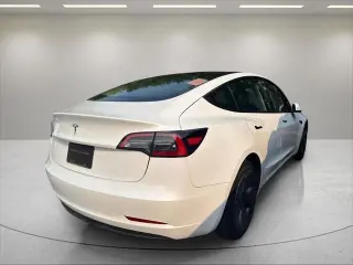 Tesla Model 3 2023 4dr Sedan