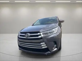 Toyota Highlander 2018 AWD XLE 4dr SUV
