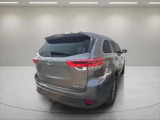 Toyota Highlander 2018 AWD XLE 4dr SUV
