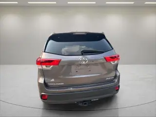 Toyota Highlander 2018 AWD XLE 4dr SUV