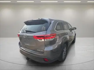 Toyota Highlander 2018 AWD XLE 4dr SUV