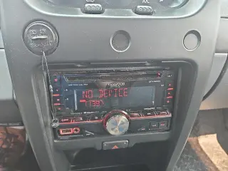Nissan Frontier 2002 4dr Crew Cab XE-V6 2WD SB