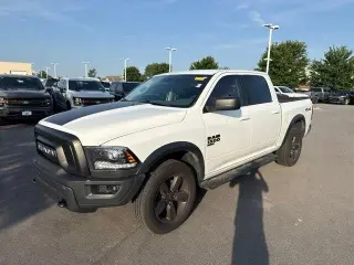 Ram 1500 Classic 2019 4x4 SLT 4dr Crew Cab 5.5 ft. SB Pickup