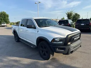 Ram 1500 Classic 2019 4x4 SLT 4dr Crew Cab 5.5 ft. SB Pickup