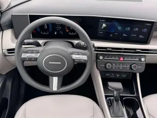 Hyundai TUCSON 2026 SE 4dr SUV